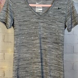 Nike Women's Black and Gray V-Neck Tee